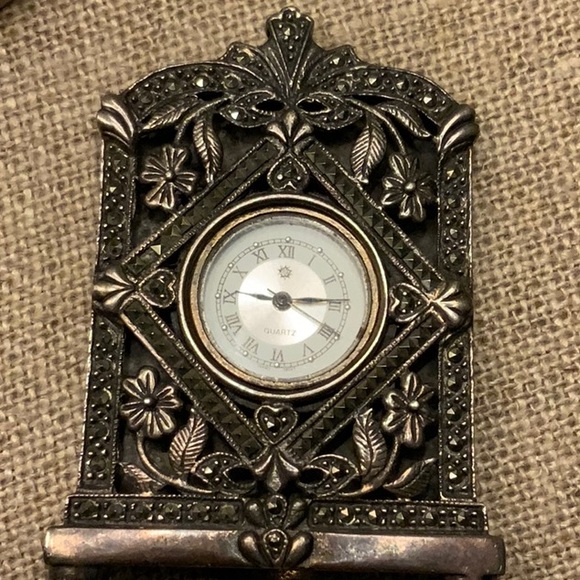 Quartz Japan Movt Silver miniature mantel clock - Picture 12 of 13